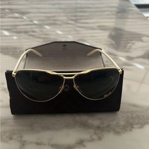 Gucci aviator sunglasses